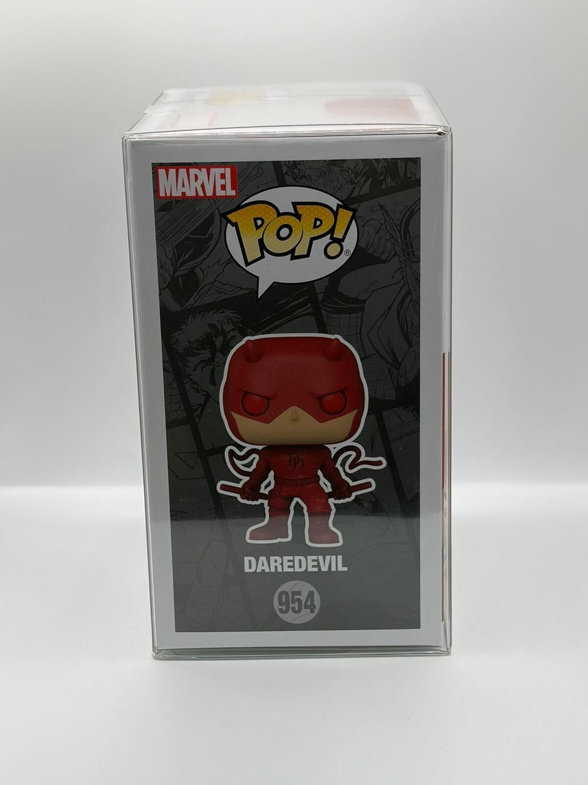 Funko Pop! Marvel Daredevil #954 Vinyl Figure with Protector