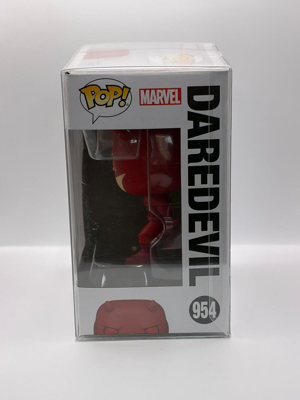 Funko Pop! Marvel Daredevil #954 Vinyl Figure with Protector