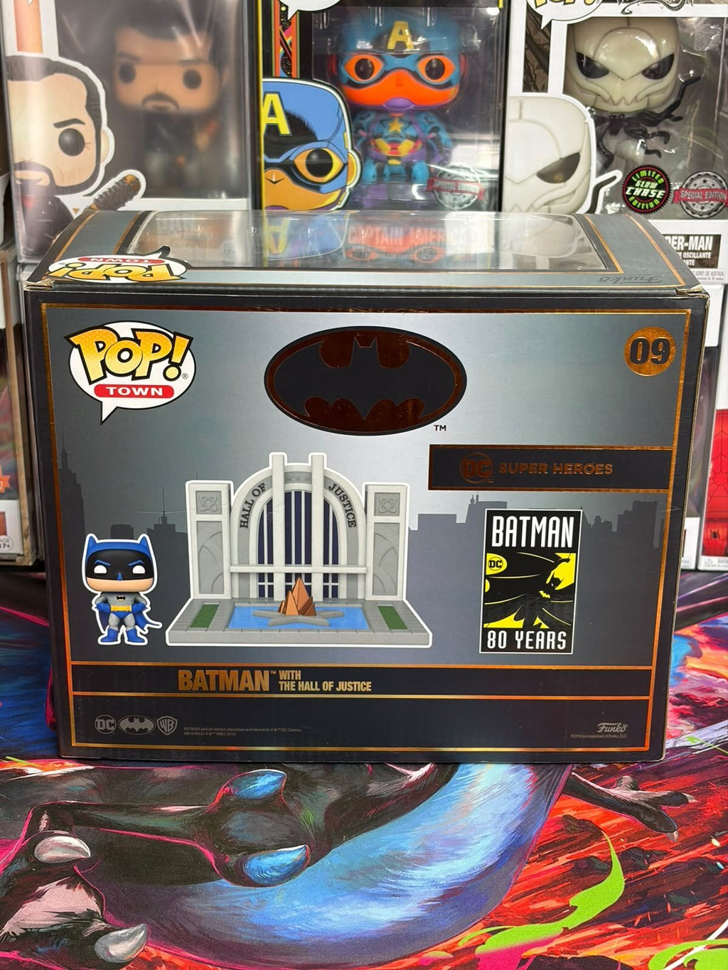 Funko Pop! Town Batman with the Hall of Justice #09
