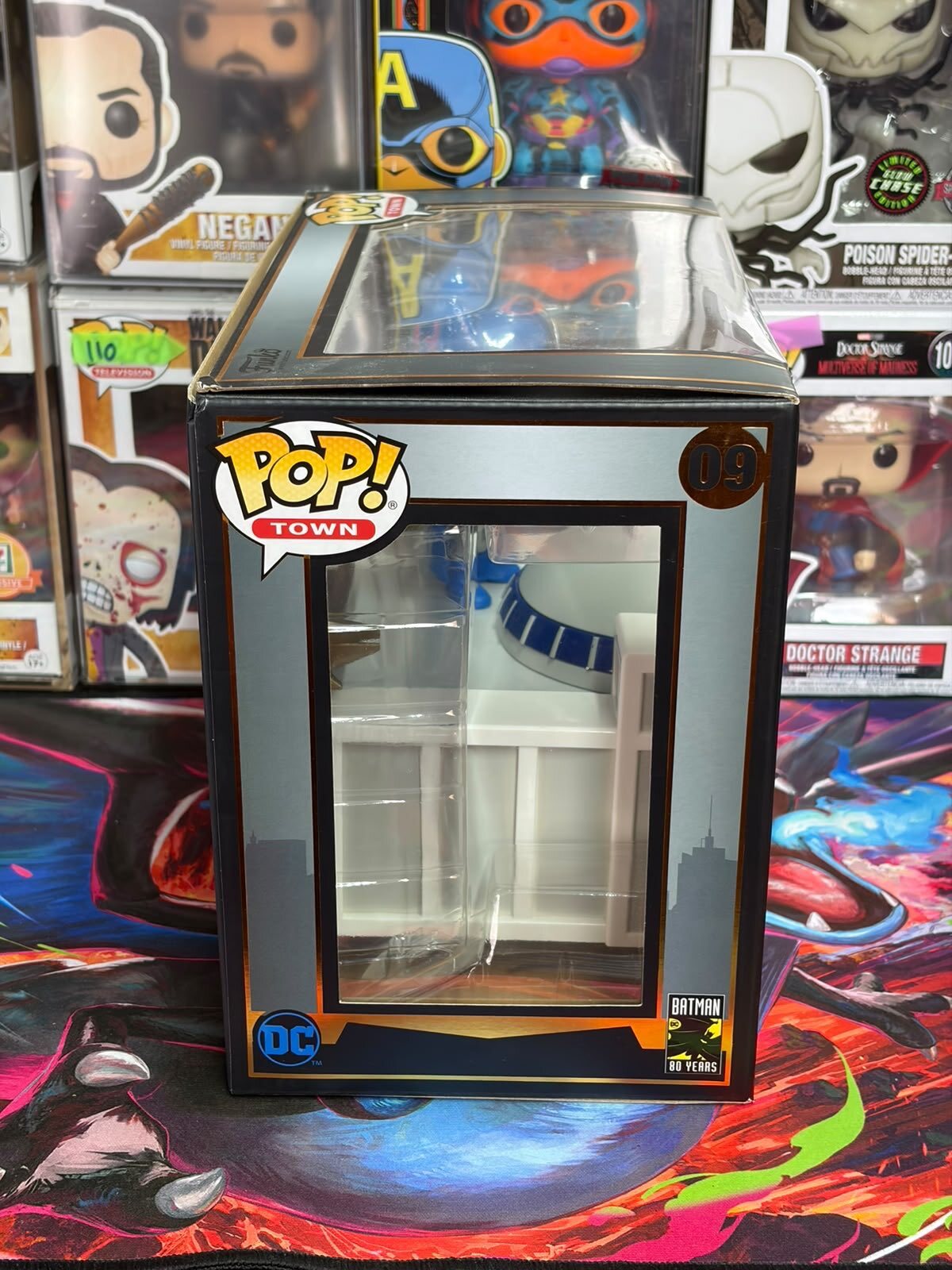 Funko Pop! Town Batman with the Hall of Justice #09
